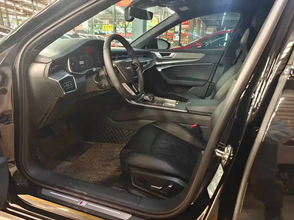 Audi A6L 2025 из CN, фото 5