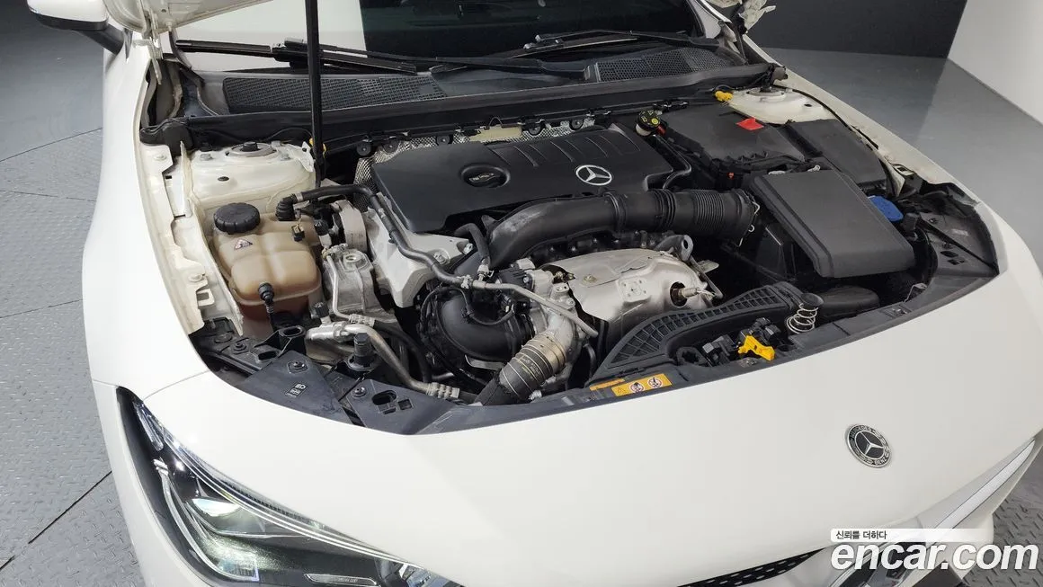 Mercedes-Benz CLA-Class — фото 10
