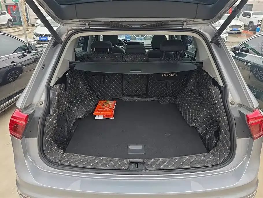 Volkswagen Tiguan L 2022 из CN, фото 5