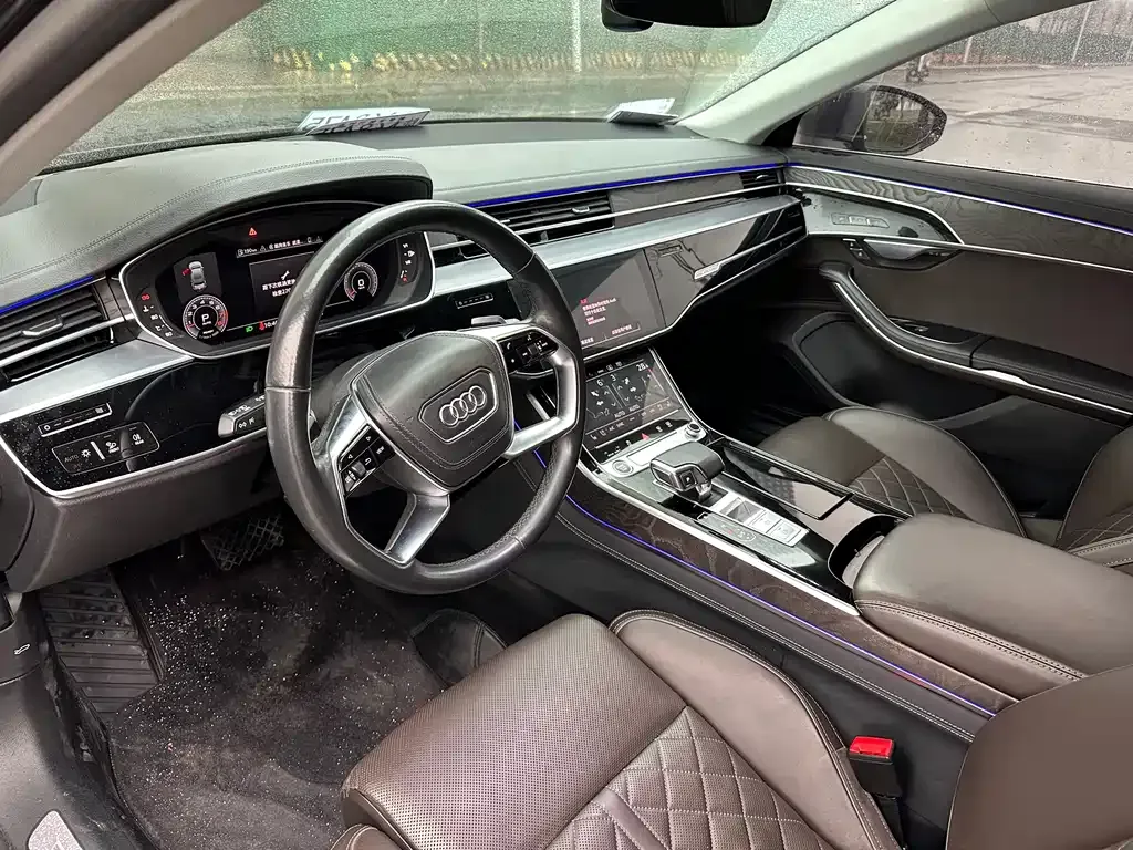 Audi A8 2025 из CN, фото 10