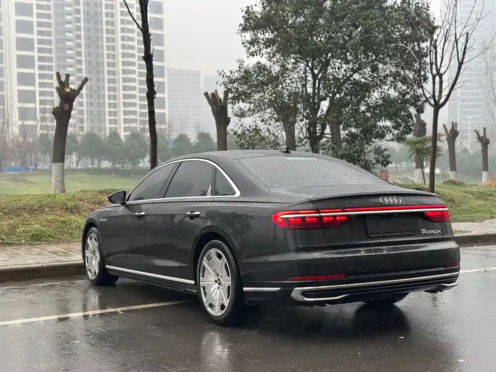 Audi A8 2025 из CN, фото 7