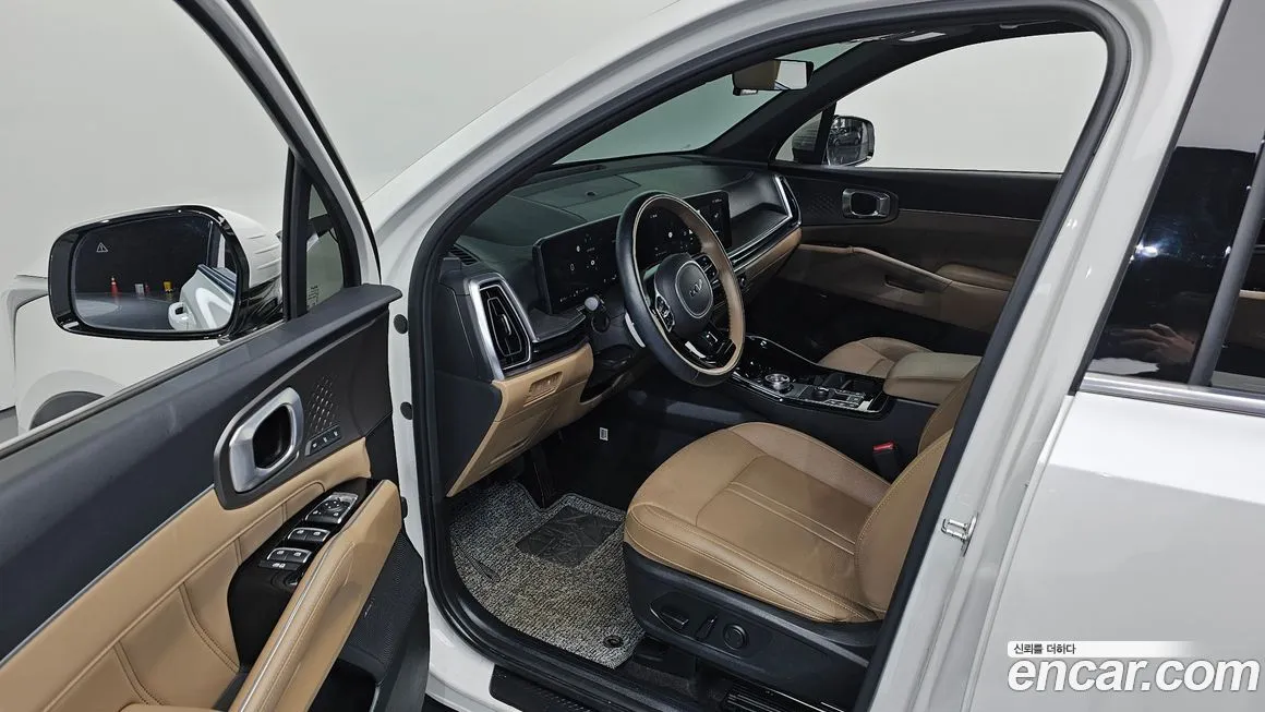 Kia Sorento — фото 8