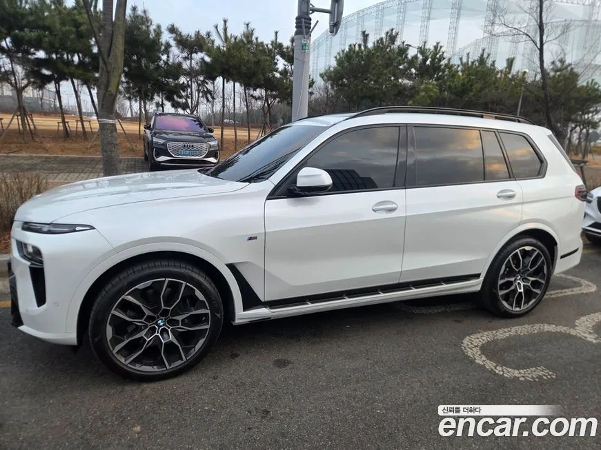 BMW X7 2025 из KR, фото 10