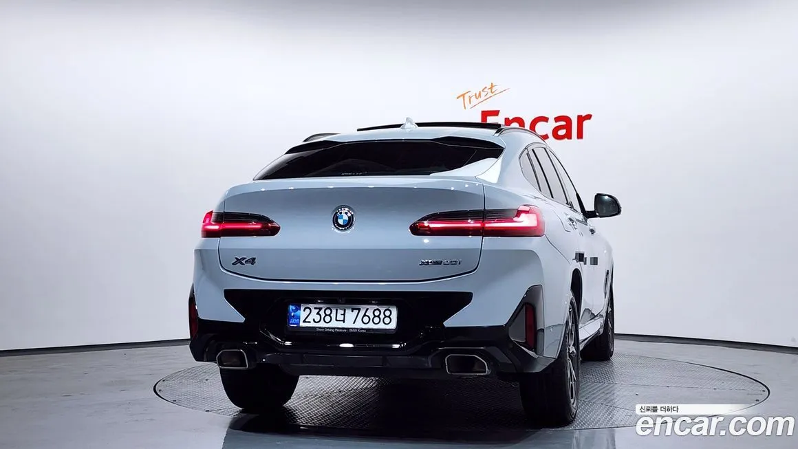 BMW X4 2023 из KR, фото 3