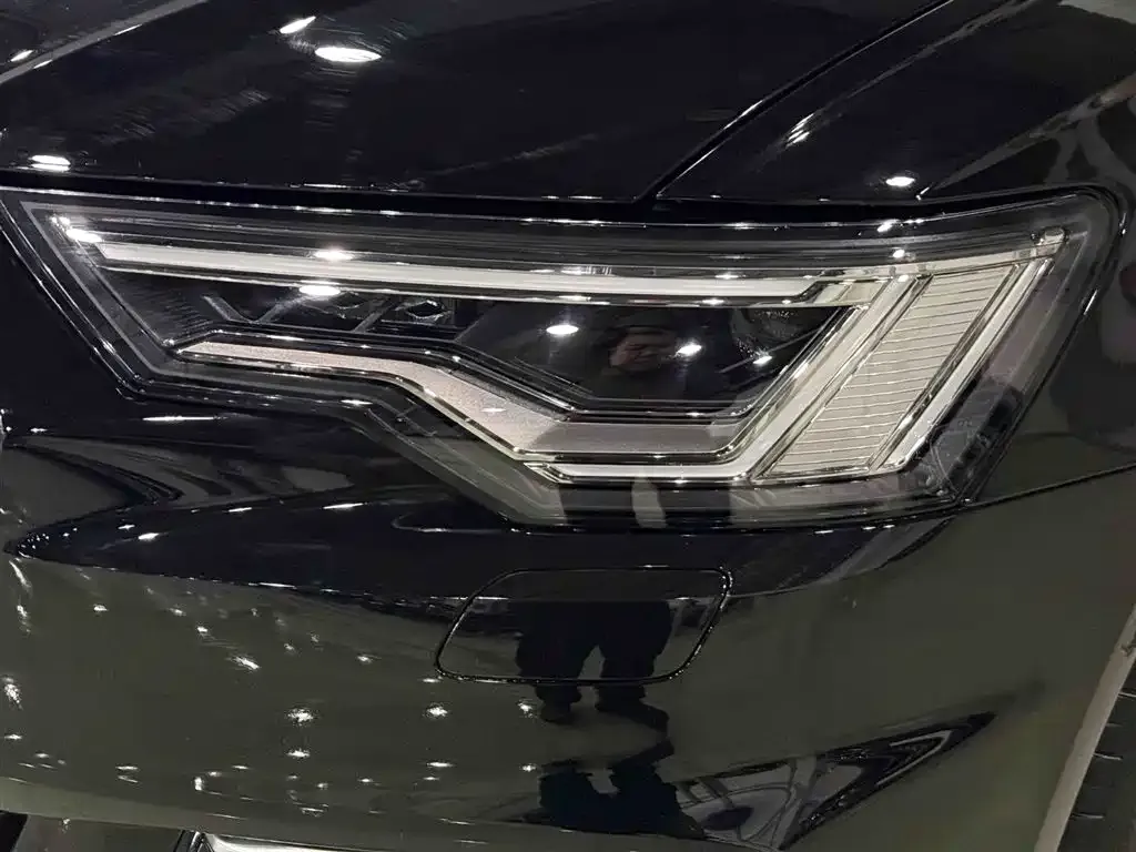 Audi A6L 2024 из CN, фото 8