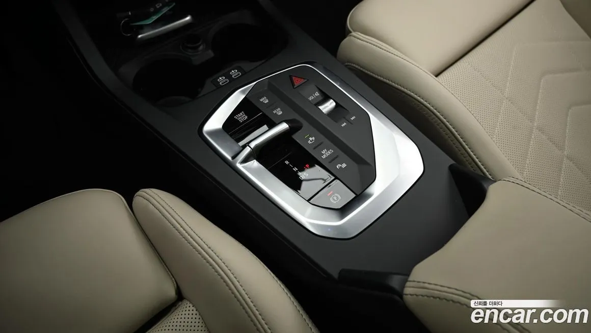 BMW 1-Series 2025 из KR, фото 2
