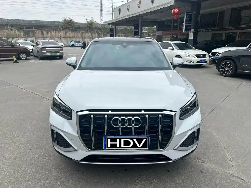 Audi Q2L 2023 из CN, фото 2