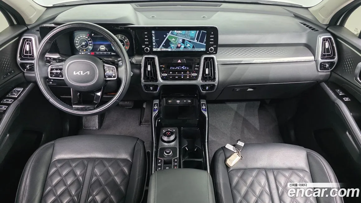 Kia Sorento — фото 8