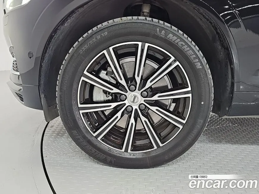 Volvo XC60 2021 из KR, фото 4