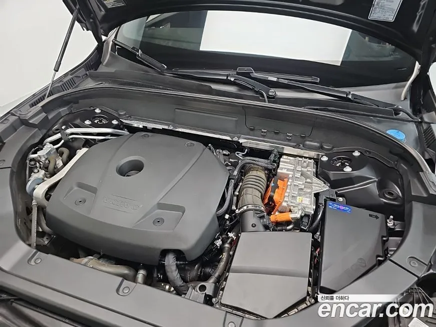 Volvo XC60 2021 из KR, фото 3