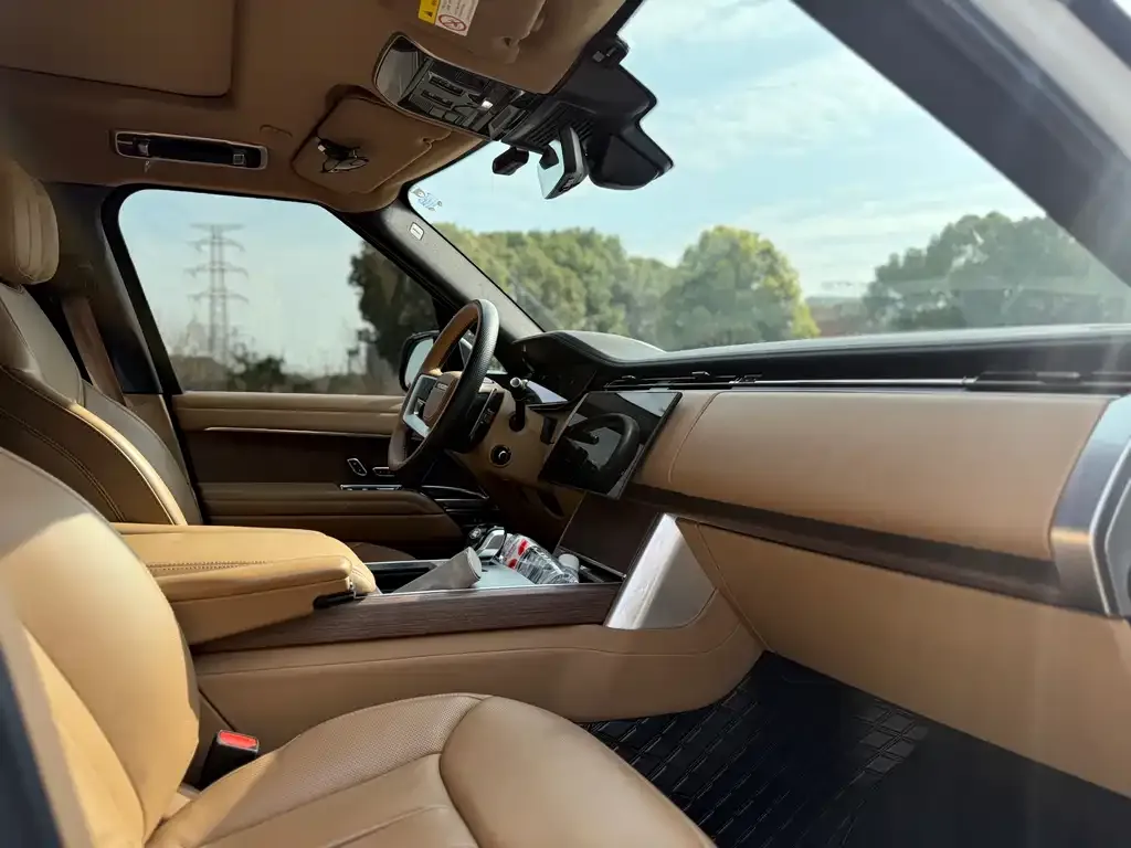 Land Rover Range Rover 2024 из CN, фото 3