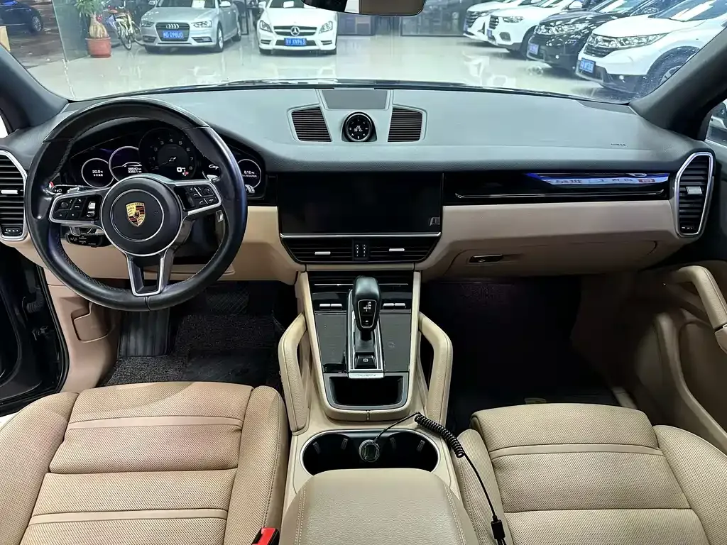 Porsche Cayenne 2021 из CN, фото 4