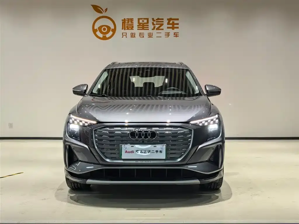 Audi Q5 e-tron — фото 2