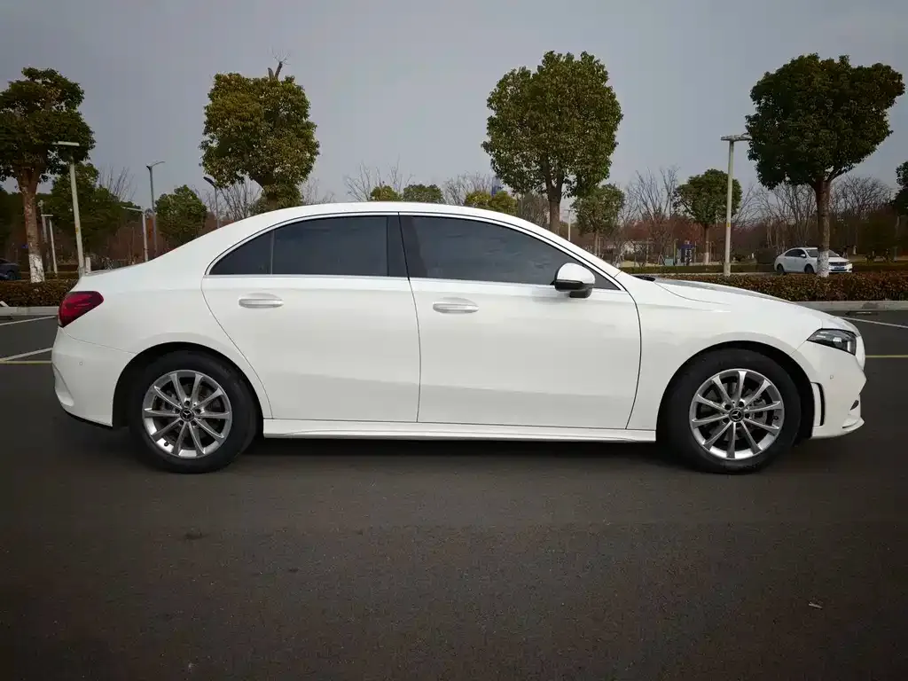 Mercedes-Benz A-Class 2022 из CN, фото 10