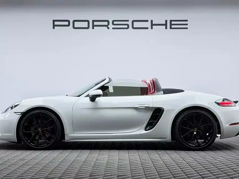 Porsche 718 — фото 5