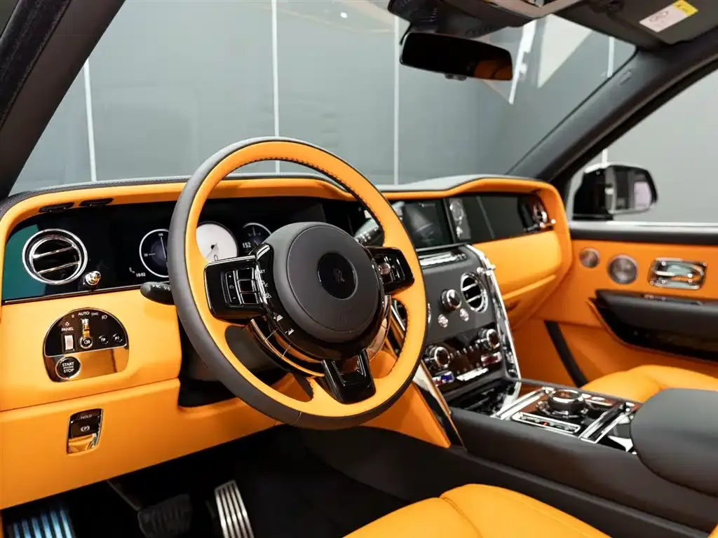 Rolls-Royce Cullinan 2025 из CN, фото 4