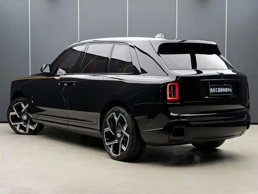 Rolls-Royce Cullinan 2025 из CN, фото 3