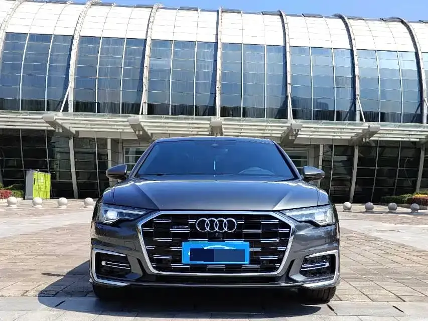 Audi A6L 2022 из CN, фото 6