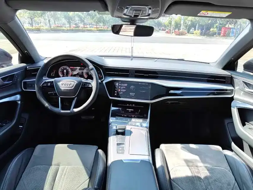 Audi A6L 2022 из CN, фото 7