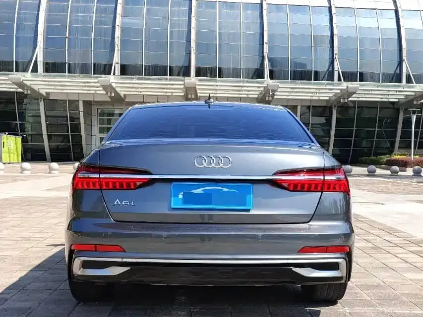 Audi A6L 2022 из CN, фото 3