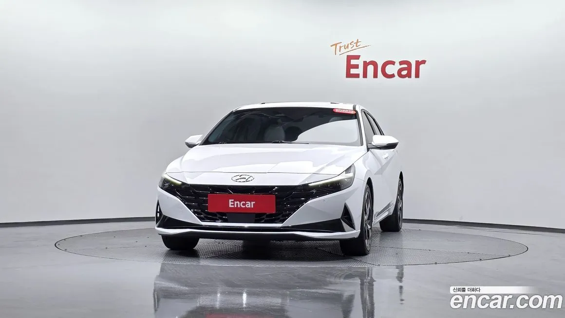 Hyundai AVANTE — фото 4
