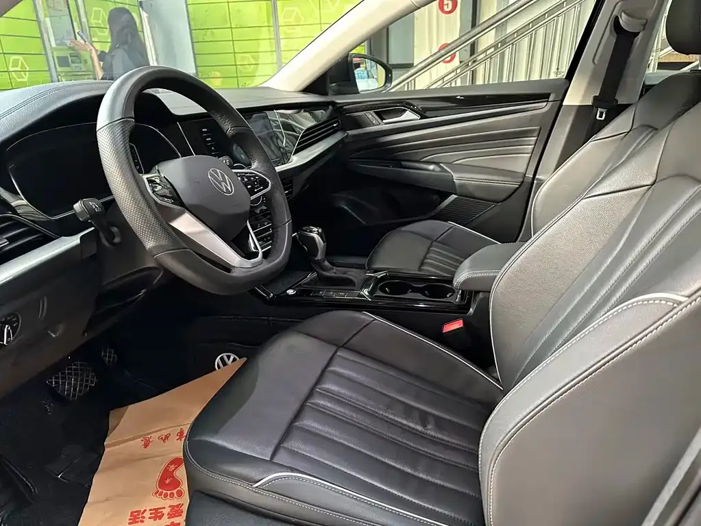 Volkswagen Passat — фото 7
