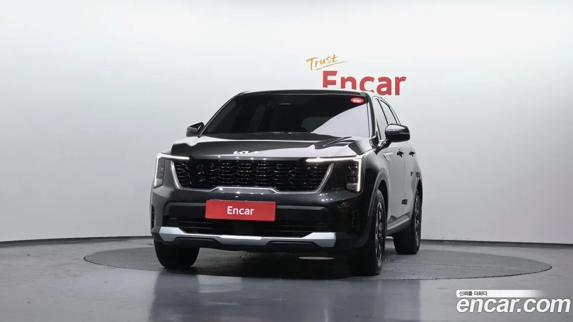 Kia Sorento — фото 8