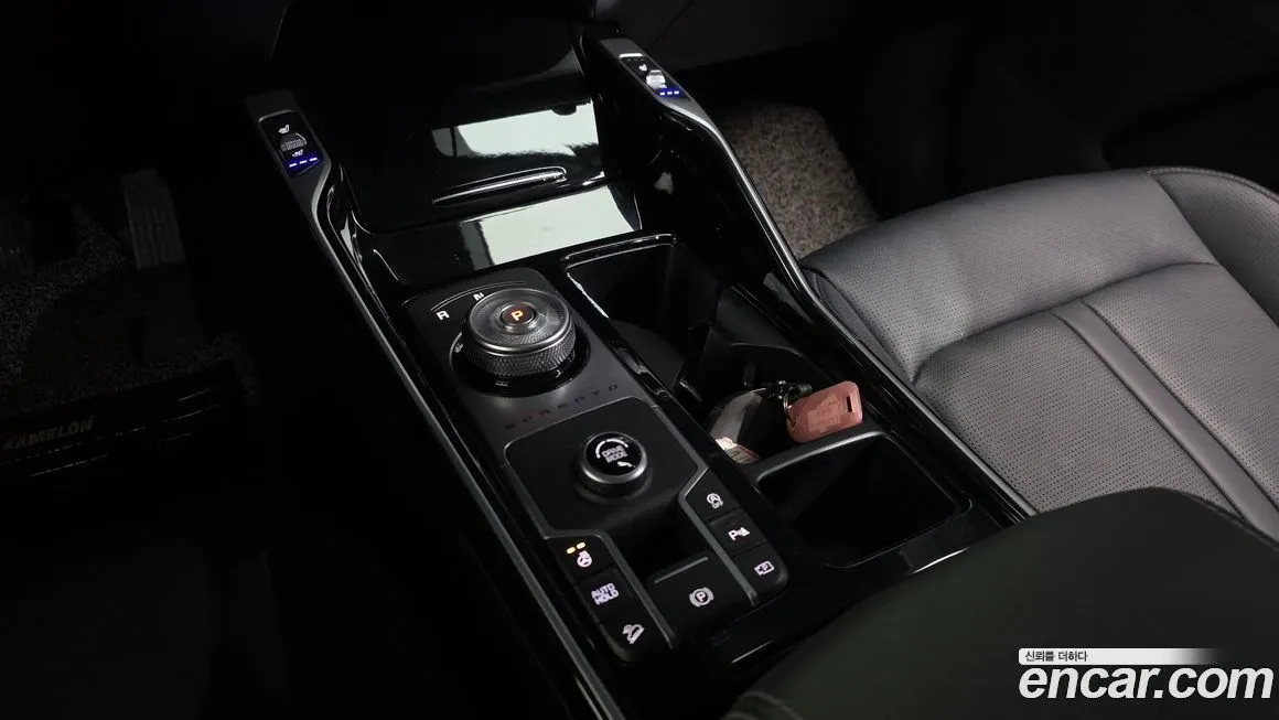 Kia Sorento — фото 7