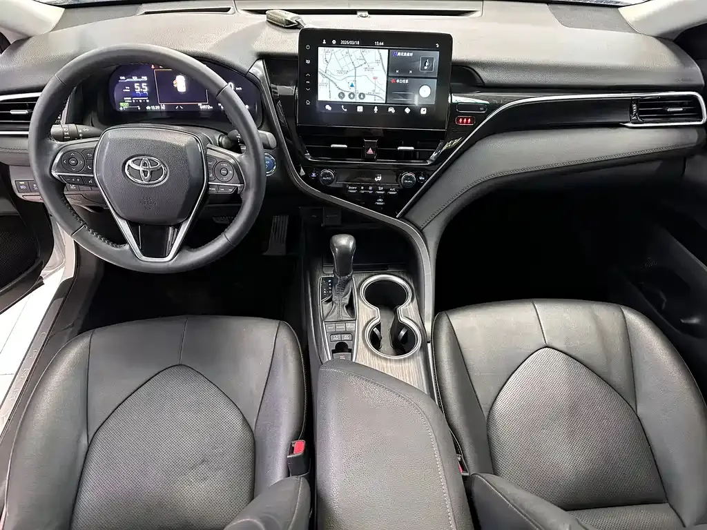 Toyota Camry 2021 из CN, фото 7