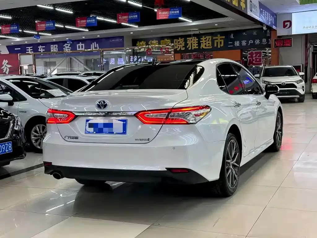 Toyota Camry 2021 из CN, фото 8