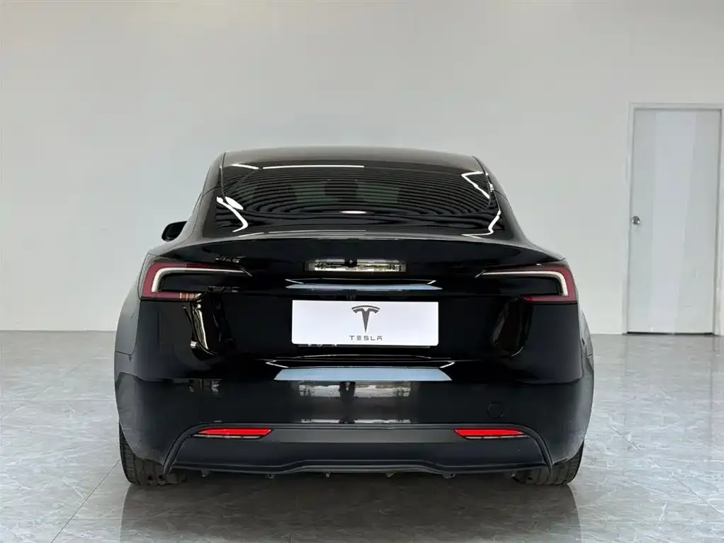 Tesla Model 3 2023 из CN, фото 6