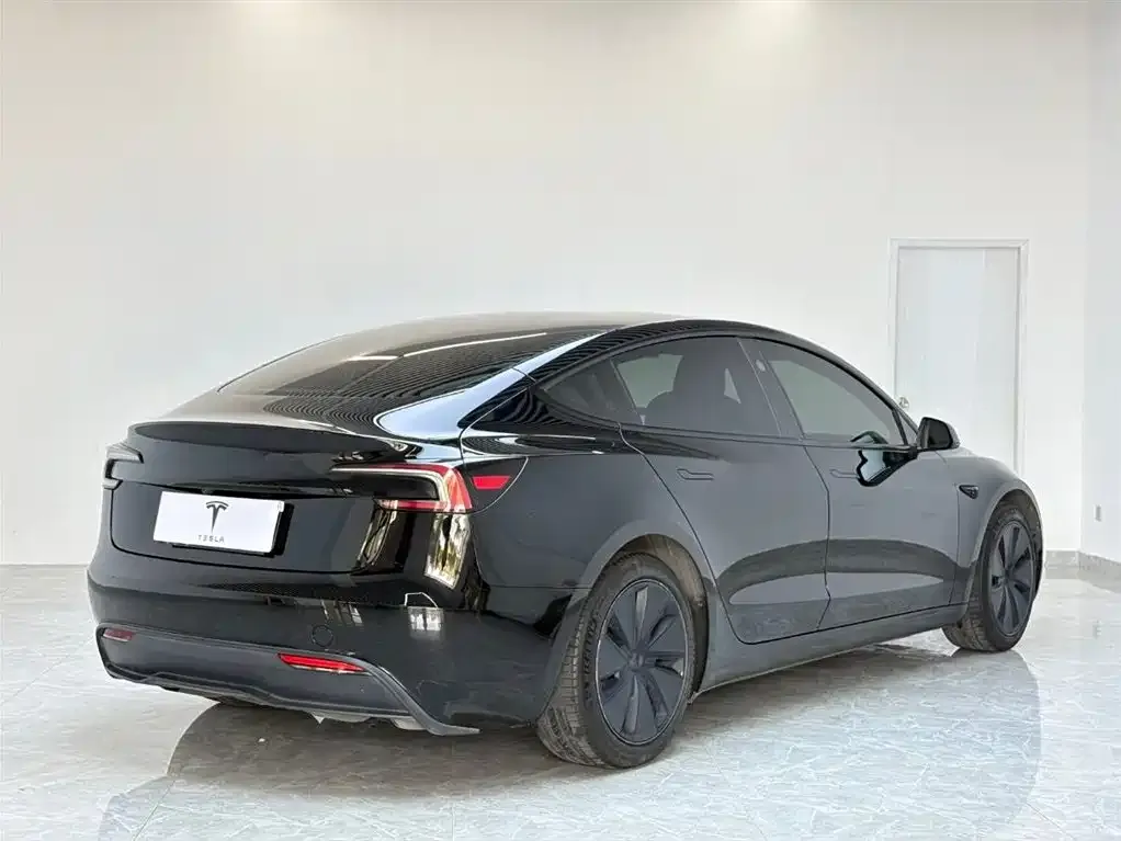 Tesla Model 3 2023 из CN, фото 7