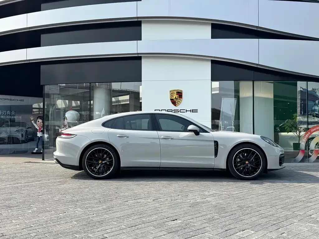 Porsche Panamera 2023 из CN, фото 5