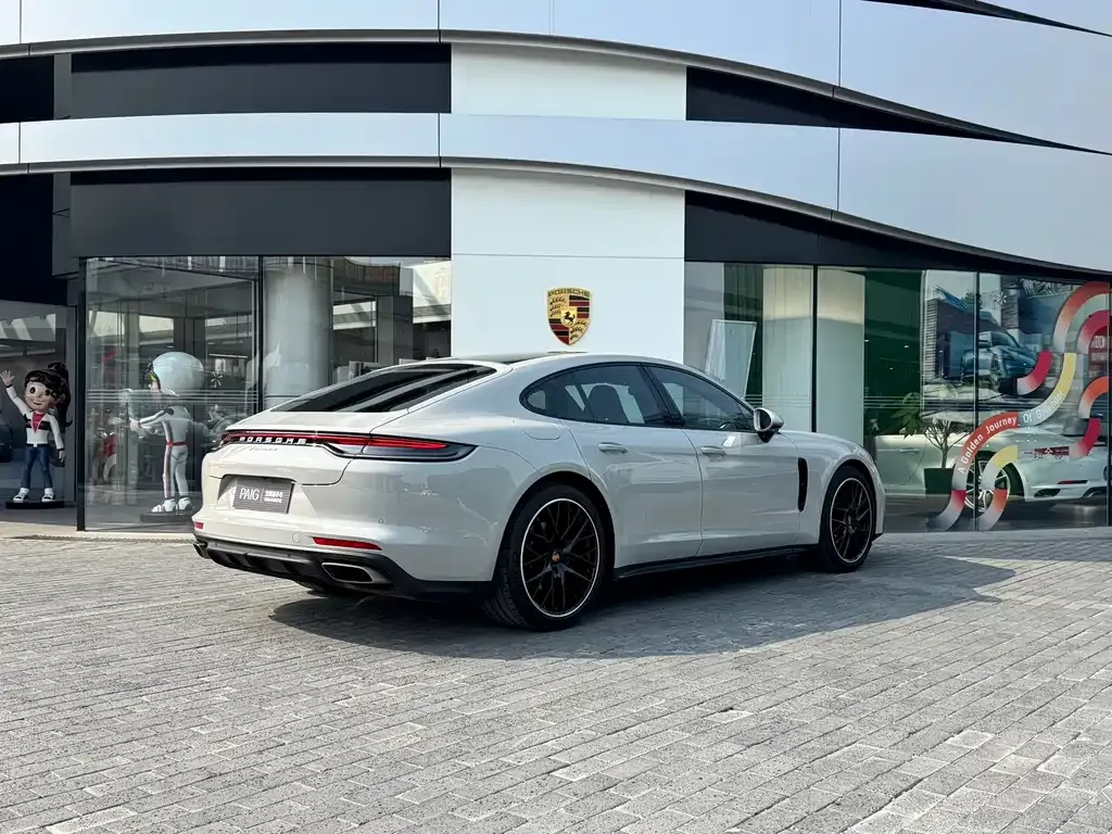 Porsche Panamera 2023 из CN, фото 8