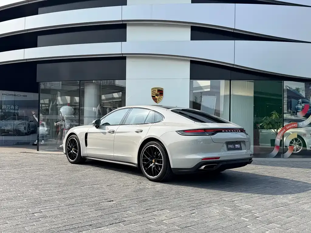 Porsche Panamera 2023 из CN, фото 9