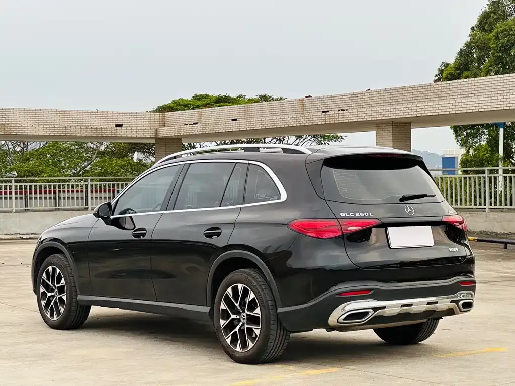 Mercedes-Benz GLC 2023 из CN, фото 2