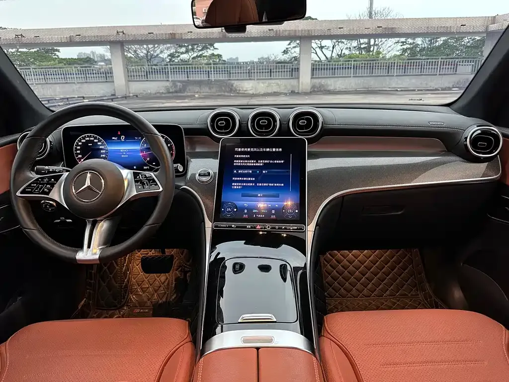 Mercedes-Benz GLC 2023 из CN, фото 9
