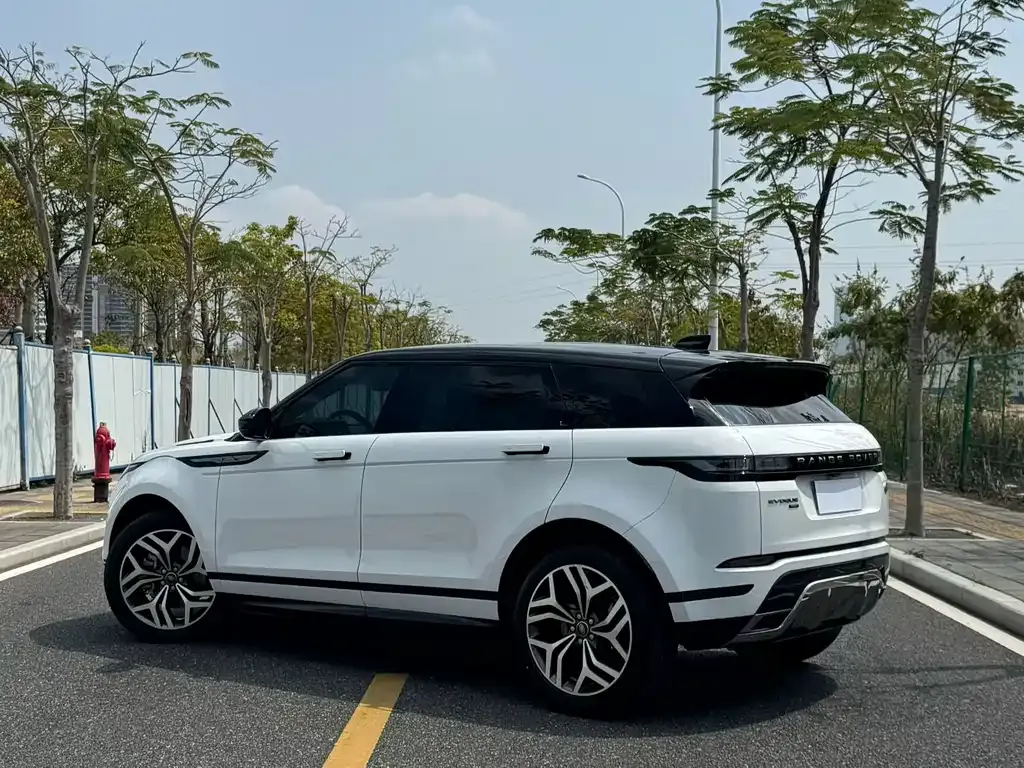 Land Rover Evoque 2023 из CN, фото 8