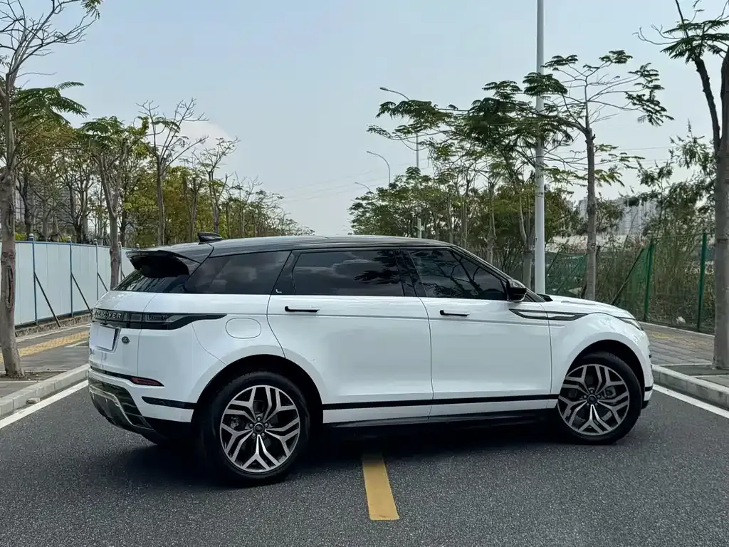 Land Rover Evoque 2023 из CN, фото 7