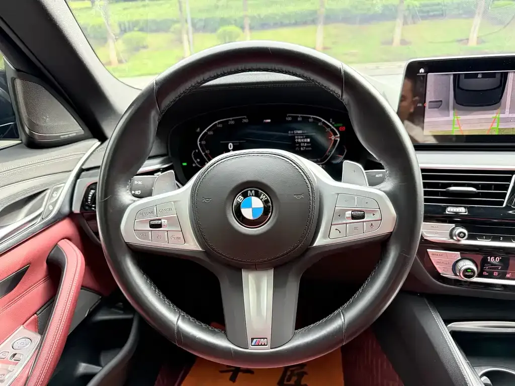 BMW 5 Series 2023 из CN, фото 4