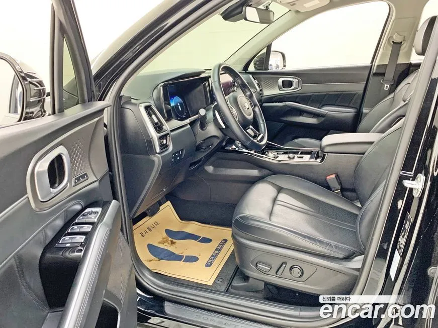 Kia Sorento — фото 9