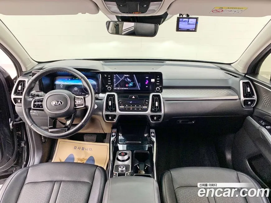 Kia Sorento — фото 6