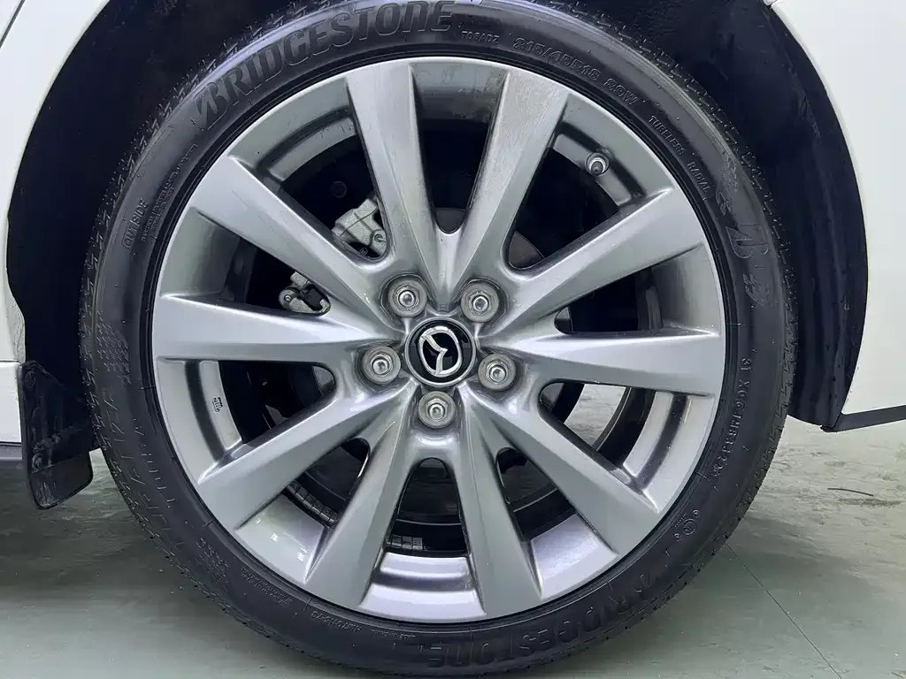 Mazda 3 Axela 2023 из CN, фото 8