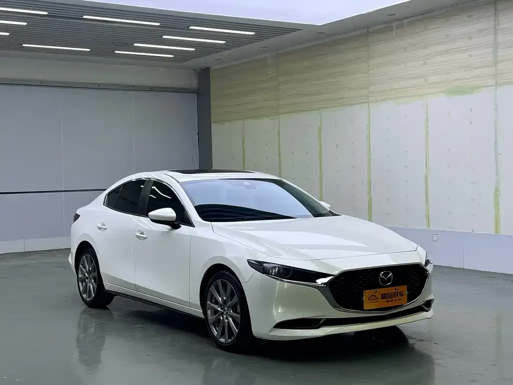Mazda 3 Axela 2023 из CN, фото 3
