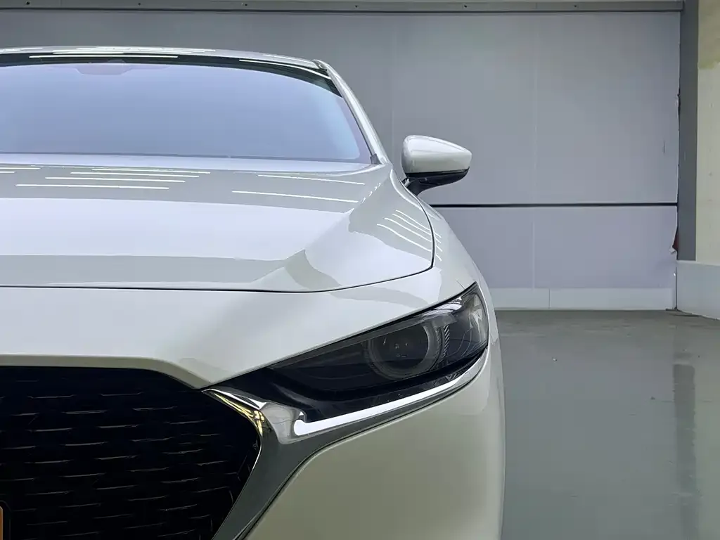 Mazda 3 Axela 2023 из CN, фото 6