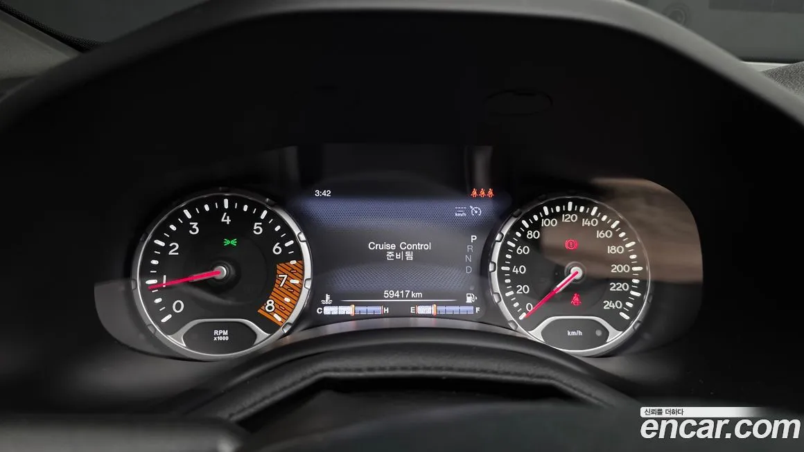 Jeep Renegade 2021 из KR, фото 8
