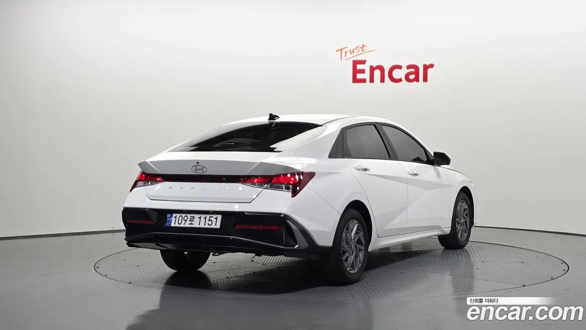 Hyundai AVANTE — фото 6