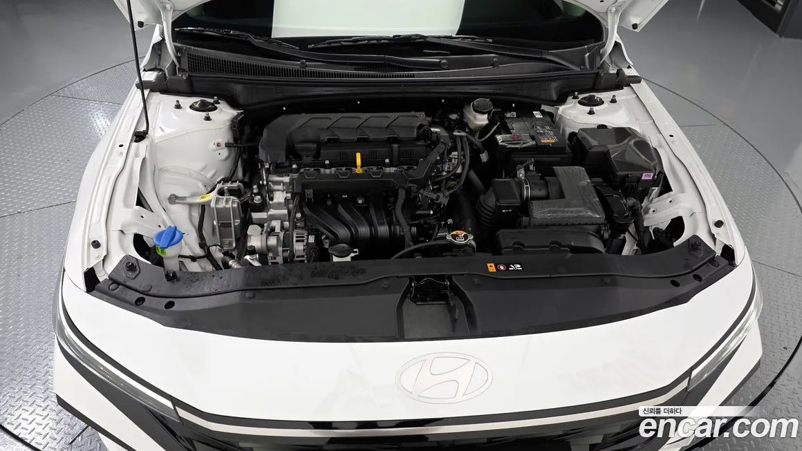 Hyundai AVANTE — фото 5