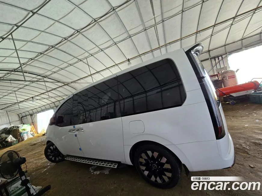 Hyundai Staria 2025 из KR, фото 6