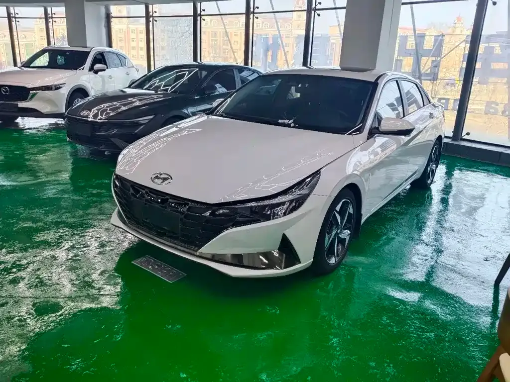 Hyundai Elantra 2023 из CN, фото 10
